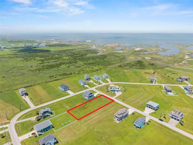 18817 Warrior Road, Galveston, TX 77554