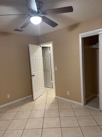 940 W 36th Street 1, Riviera Beach, FL 33404