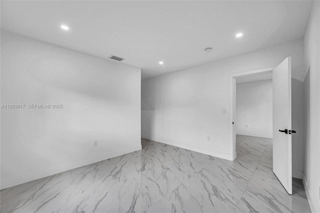 6625 SW 45th St, Miami, FL 33155