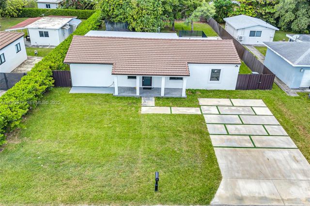 6625 SW 45th St, Miami, FL 33155