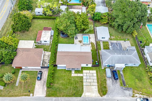 6625 SW 45th St, Miami, FL 33155