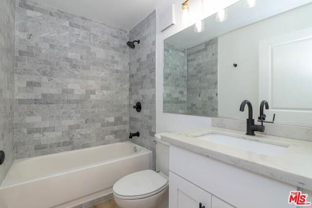 600 W 9th 1011, Los Angeles, CA 90015