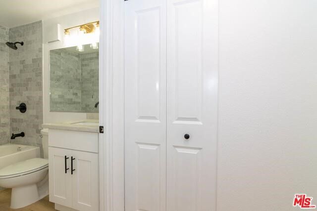 600 W 9th 1011, Los Angeles, CA 90015