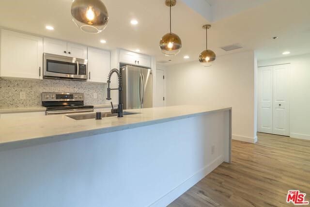 600 W 9th 1011, Los Angeles, CA 90015