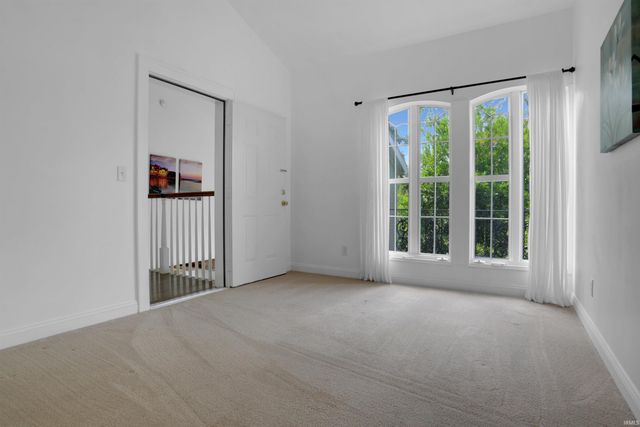 422 W Water Street, Newburgh, IN 47630