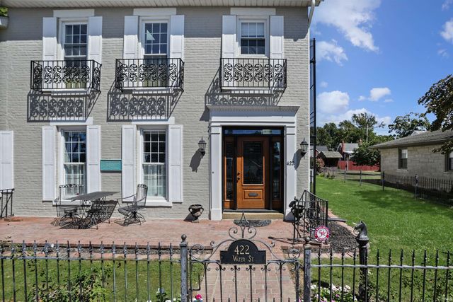 422 W Water Street, Newburgh, IN 47630