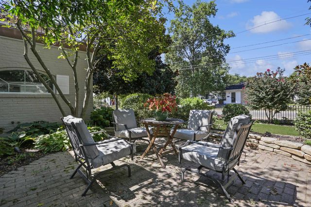 422 W Water Street, Newburgh, IN 47630