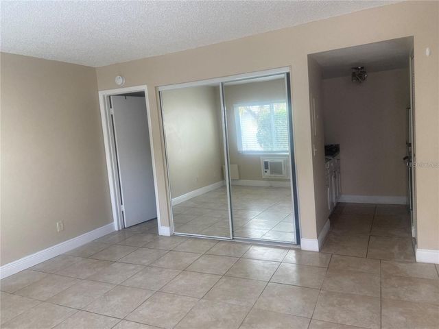 4133 DOLPHIN DRIVE 4133, Tampa, FL 33617