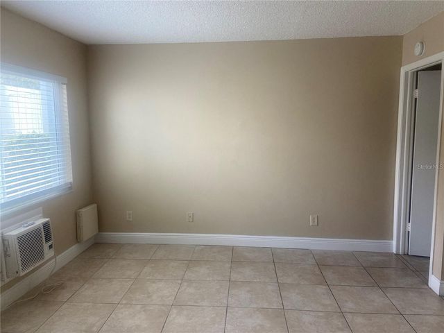 4133 DOLPHIN DRIVE 4133, Tampa, FL 33617