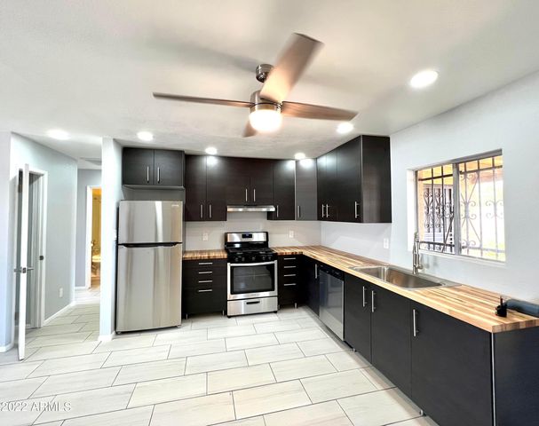 2235 E VICTORY Drive, Tempe, AZ 85288