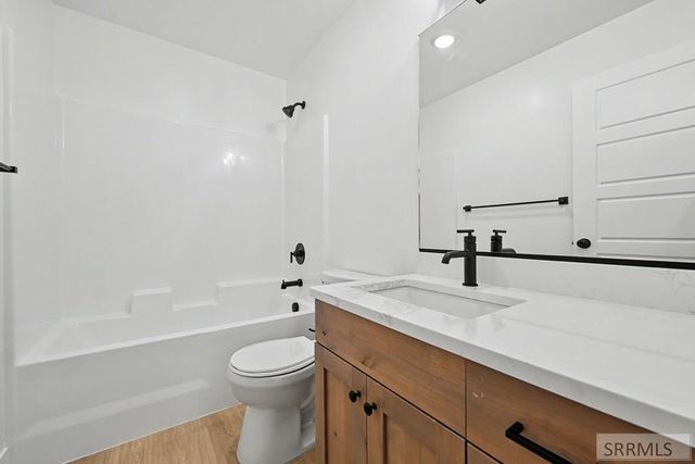 946 Montezuma St, Idaho Falls, ID 83402