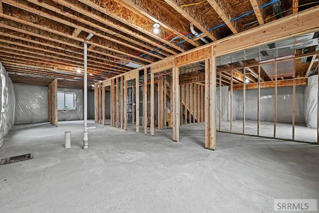 946 Montezuma St, Idaho Falls, ID 83402