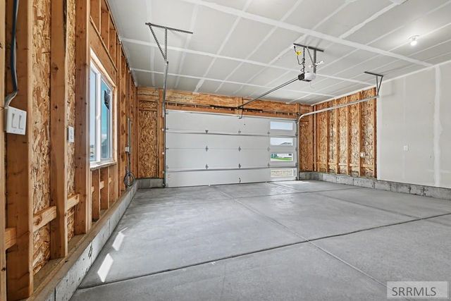 946 Montezuma St, Idaho Falls, ID 83402