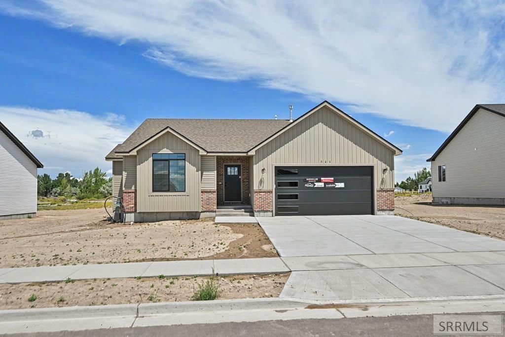 946 Montezuma St, Idaho Falls, ID 83402