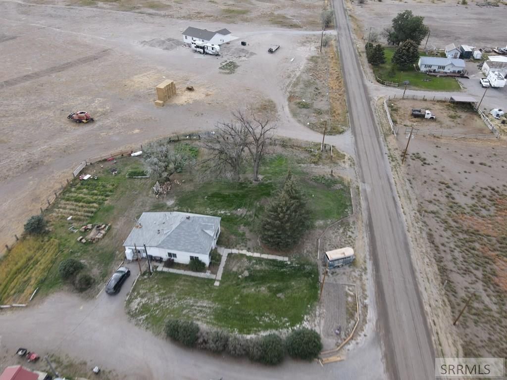 Image 28 of property listing at 2967 W 2400 N, Arco, ID 83213