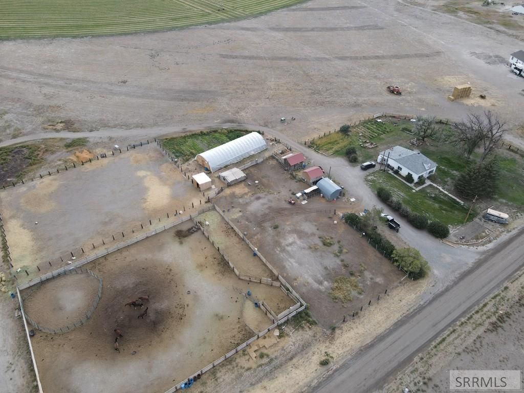 Image 29 of property listing at 2967 W 2400 N, Arco, ID 83213