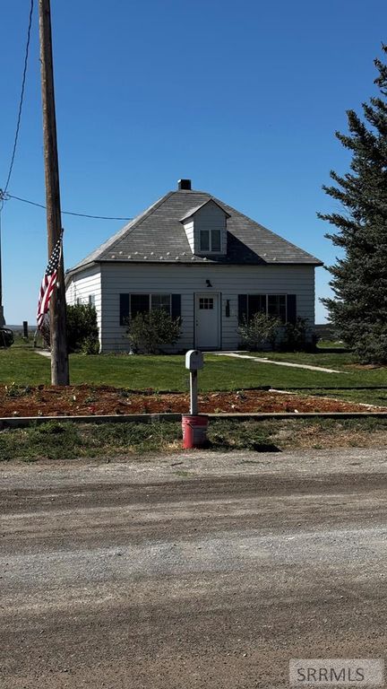 Image 30 of property listing at 2967 W 2400 N, Arco, ID 83213