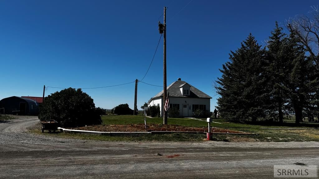 Image 31 of property listing at 2967 W 2400 N, Arco, ID 83213