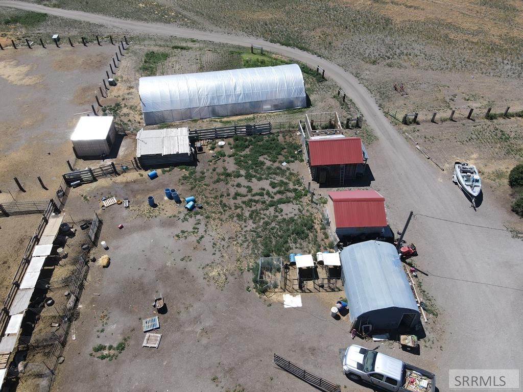 Image 34 of property listing at 2967 W 2400 N, Arco, ID 83213
