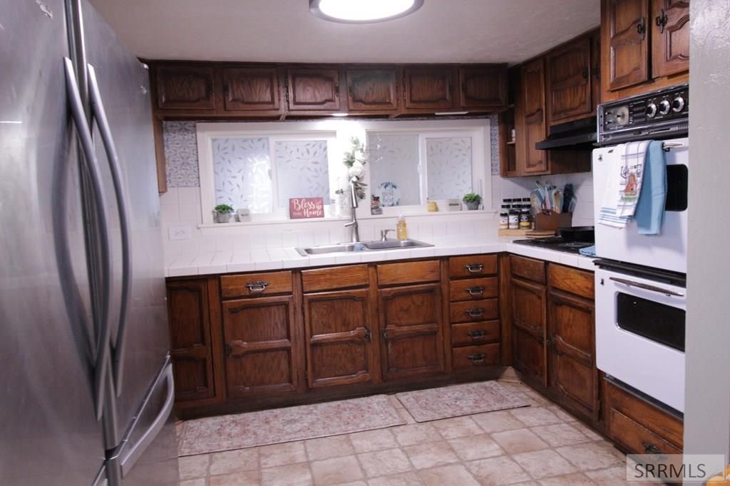 Image 6 of property listing at 2967 W 2400 N, Arco, ID 83213