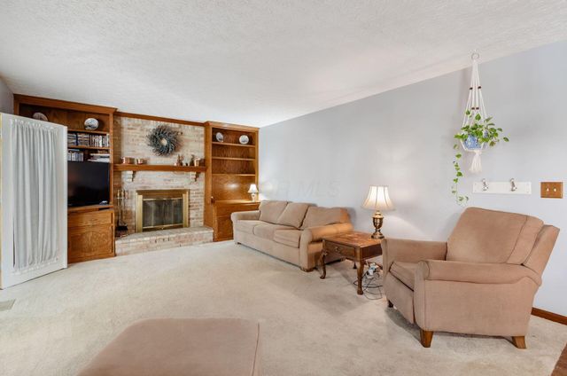 204 Brookhill Drive, Gahanna, OH 43230