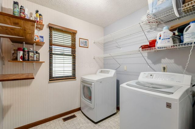 204 Brookhill Drive, Gahanna, OH 43230