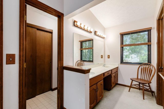 204 Brookhill Drive, Gahanna, OH 43230