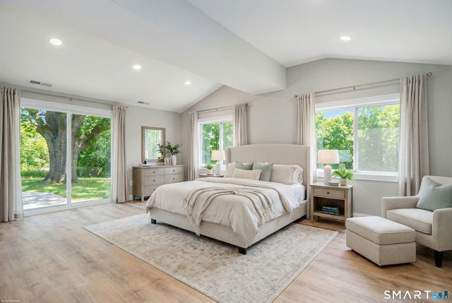 284 Chestnut Tree Hill Road, Oxford, CT 06478