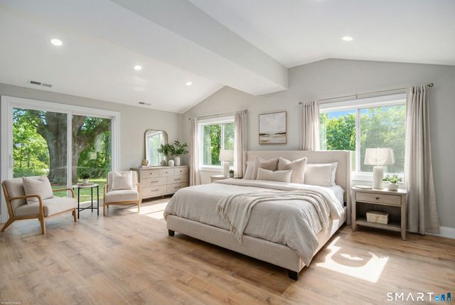 284 Chestnut Tree Hill Road, Oxford, CT 06478