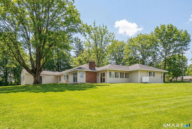 284 Chestnut Tree Hill Road, Oxford, CT 06478