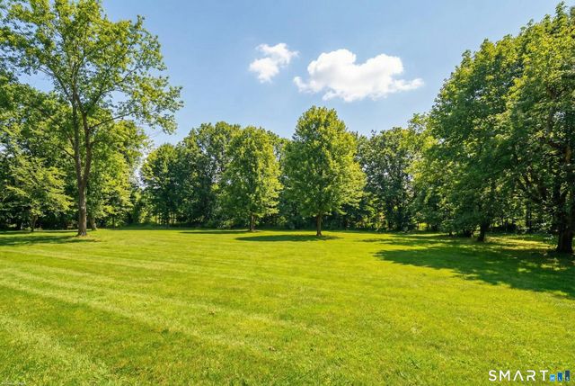 284 Chestnut Tree Hill Road, Oxford, CT 06478