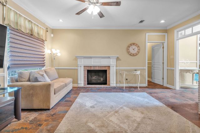 923 WOODLAND TRACE LN, Cordova, TN 38018