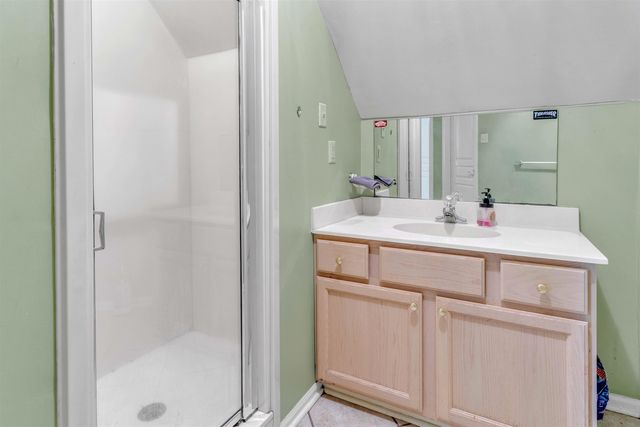 923 WOODLAND TRACE LN, Cordova, TN 38018