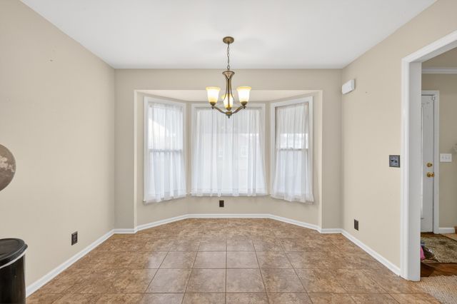 2143 River Chase Dr, Murfreesboro, TN 37128