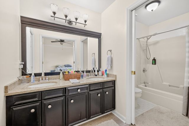 2143 River Chase Dr, Murfreesboro, TN 37128