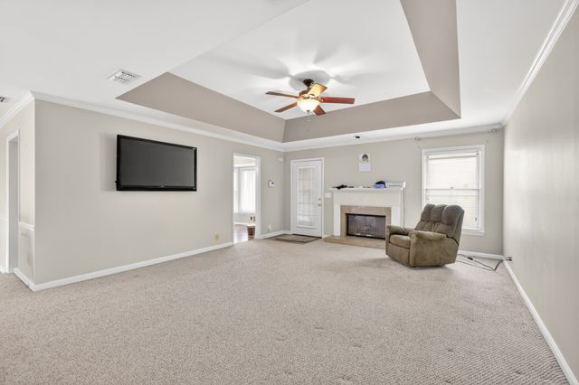 2143 River Chase Dr, Murfreesboro, TN 37128