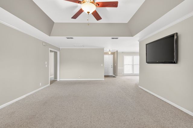 2143 River Chase Dr, Murfreesboro, TN 37128