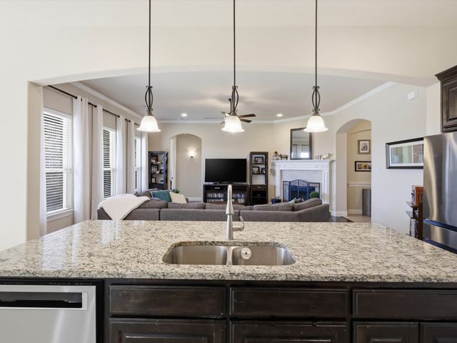 1114 Texanna Trail, Midlothian, TX 76065