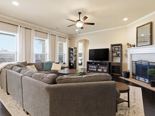 1114 Texanna Trail, Midlothian, TX 76065