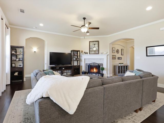 1114 Texanna Trail, Midlothian, TX 76065