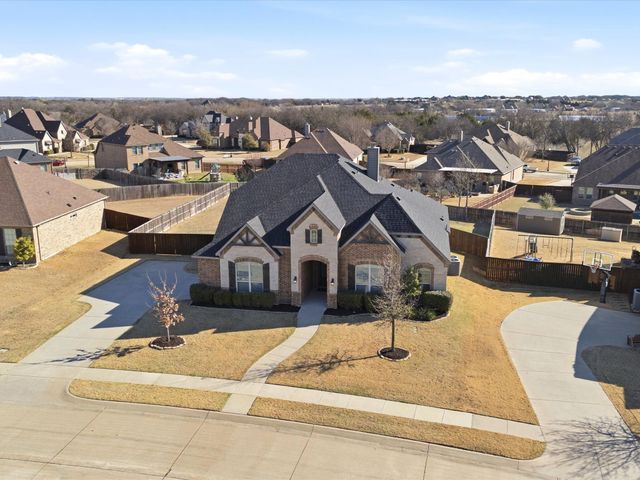 1114 Texanna Trail, Midlothian, TX 76065