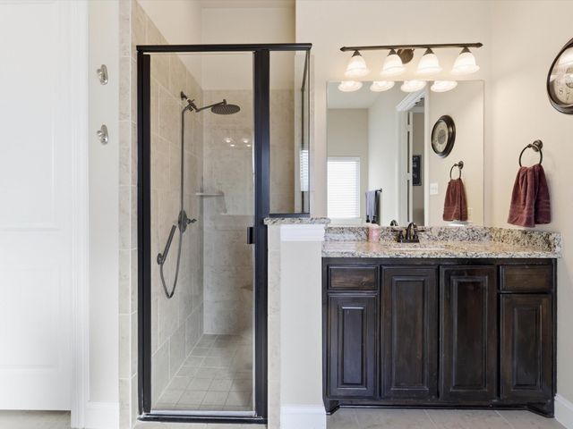 1114 Texanna Trail, Midlothian, TX 76065