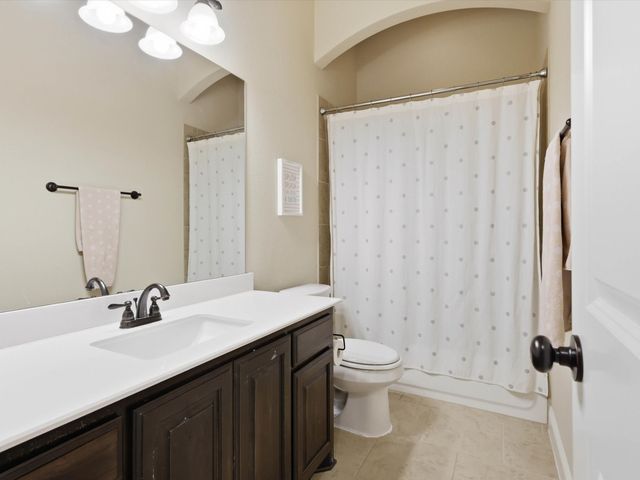 1114 Texanna Trail, Midlothian, TX 76065