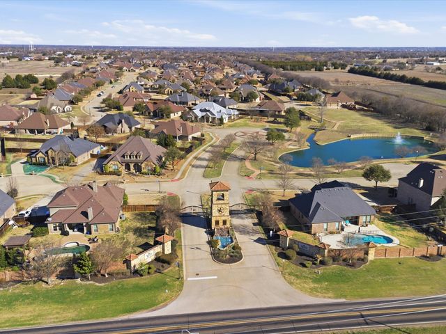 1114 Texanna Trail, Midlothian, TX 76065