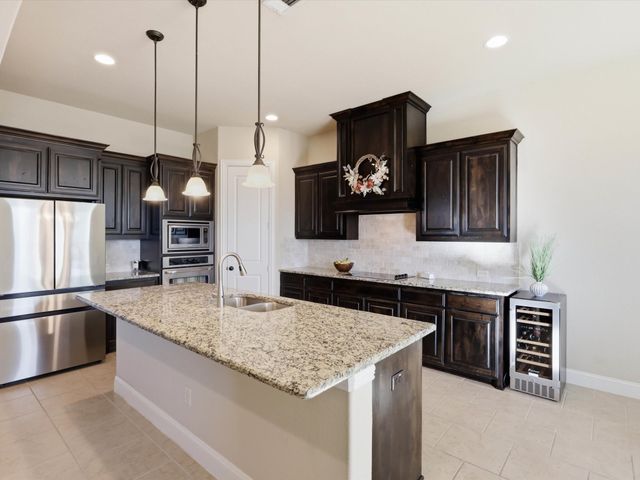 1114 Texanna Trail, Midlothian, TX 76065