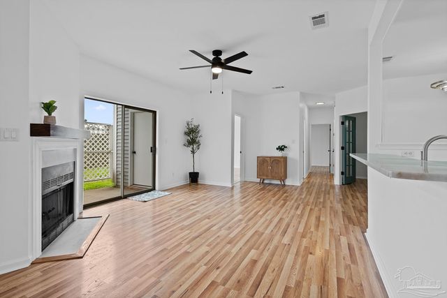 601 E Burgess Rd H-3, Pensacola, FL 32504