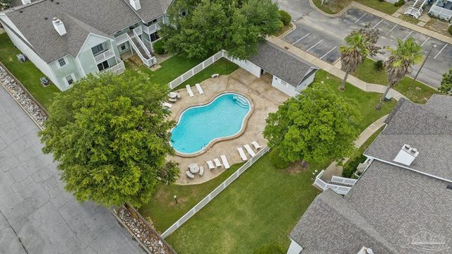 601 E Burgess Rd H-3, Pensacola, FL 32504