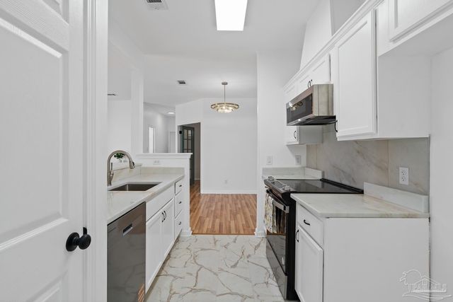 601 E Burgess Rd H-3, Pensacola, FL 32504