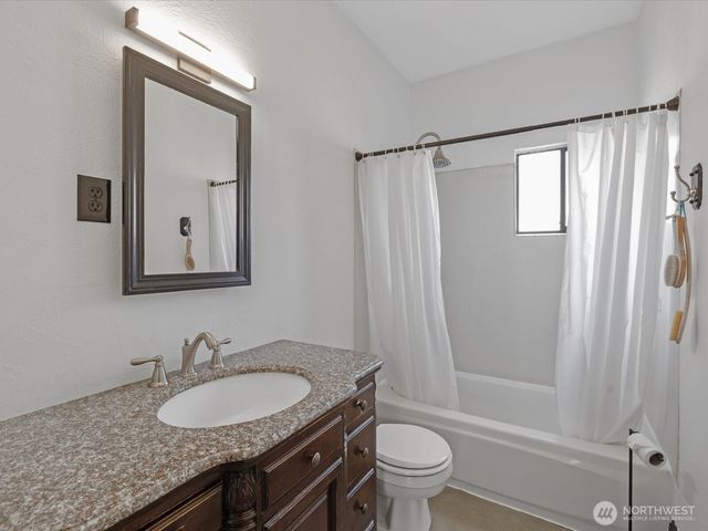 1218 E Marine View Drive, Everett, WA 98201