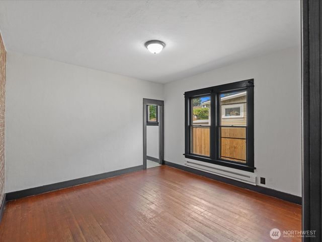 1218 E Marine View Drive, Everett, WA 98201